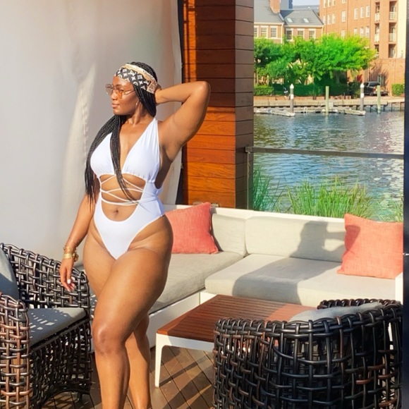 Meet your Posher, Imani - Picture 2 of 2